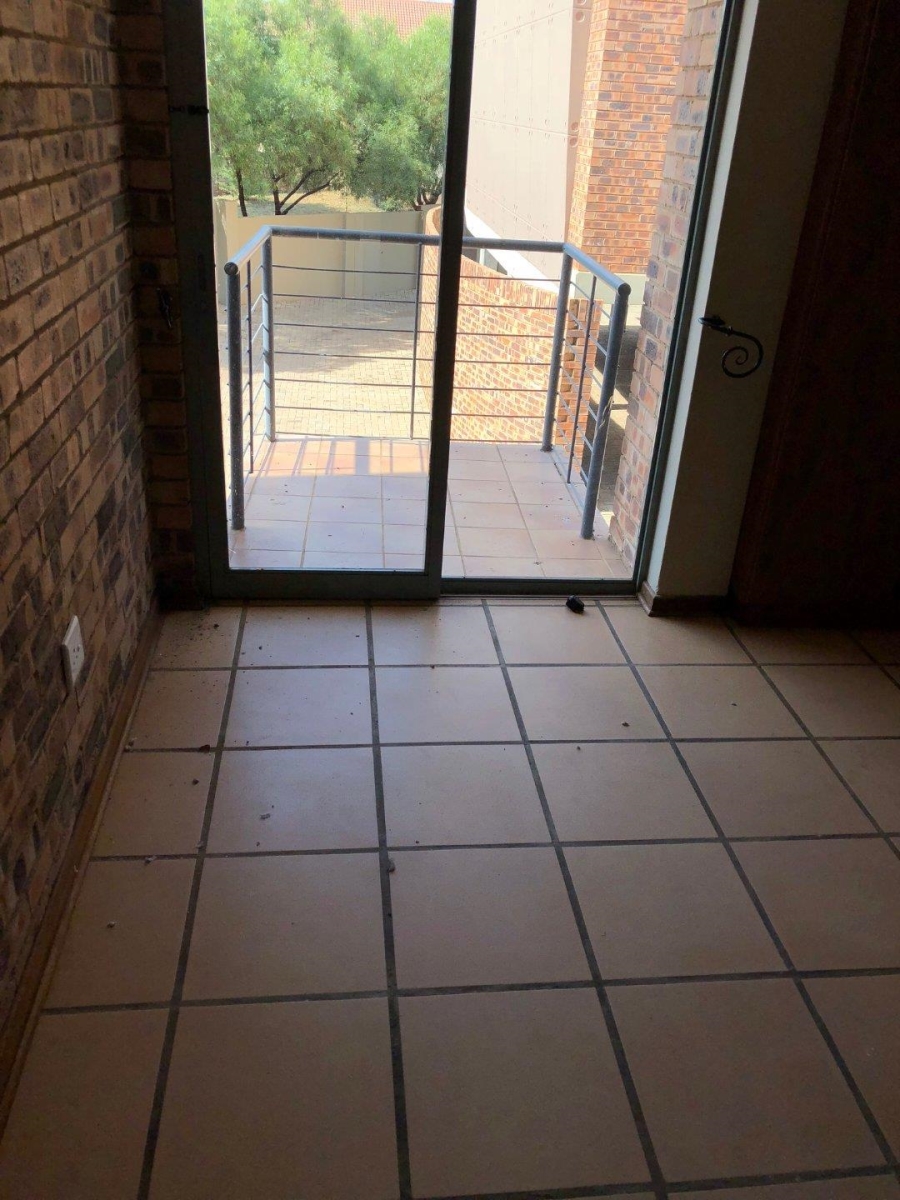 To Let 1 Bedroom Property for Rent in Dassie Rand North West